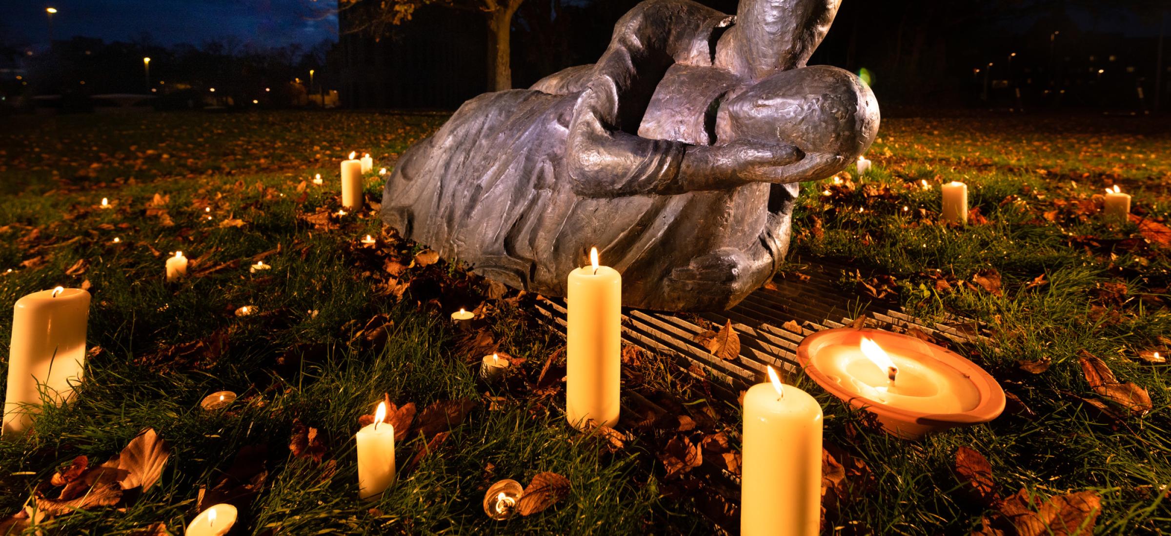 2019_Monument_van_Troost_Etterbeek_VUB