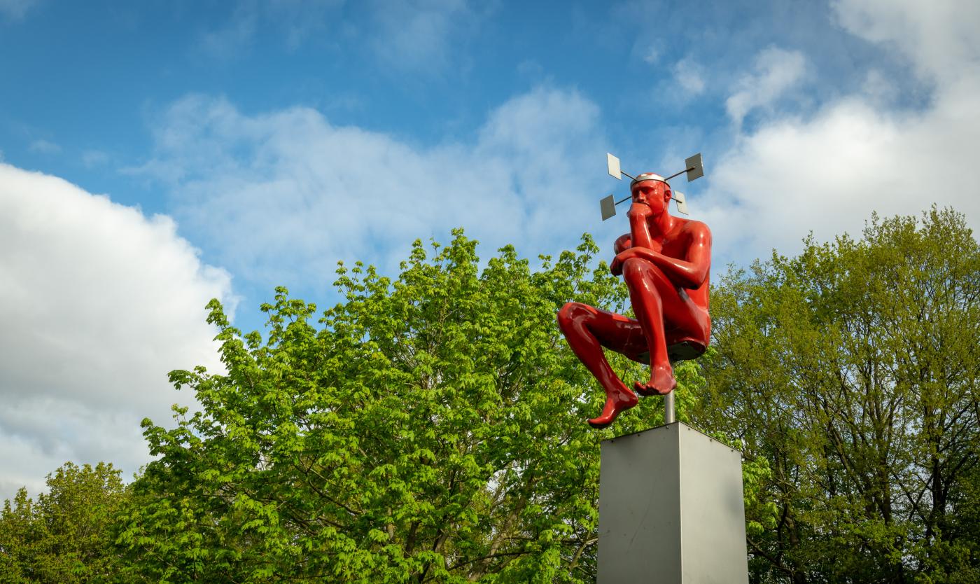 De rode denker op Campus Etterbeek