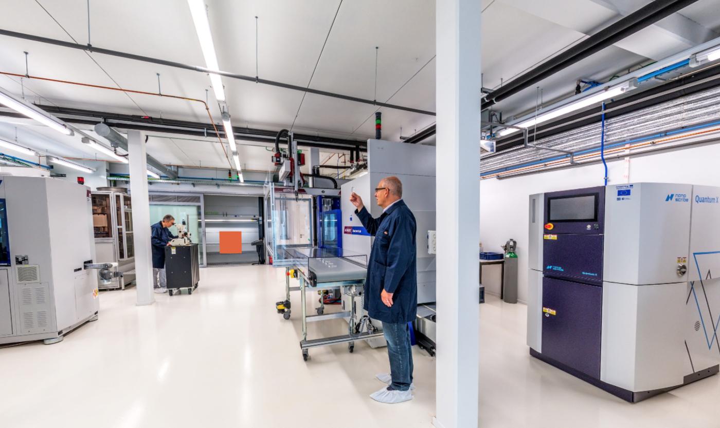 2022_Photonics_Labo_Pilot line for the prototyping and manufacturing of optical components_2_VUB 2022_Photonics_Labo_Pilot line for the prototyping and manufacturing of optical components_2_VUB