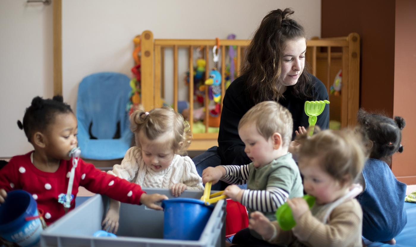 Babygroep in het kinderdagverblijf op VUB Health campus Jette