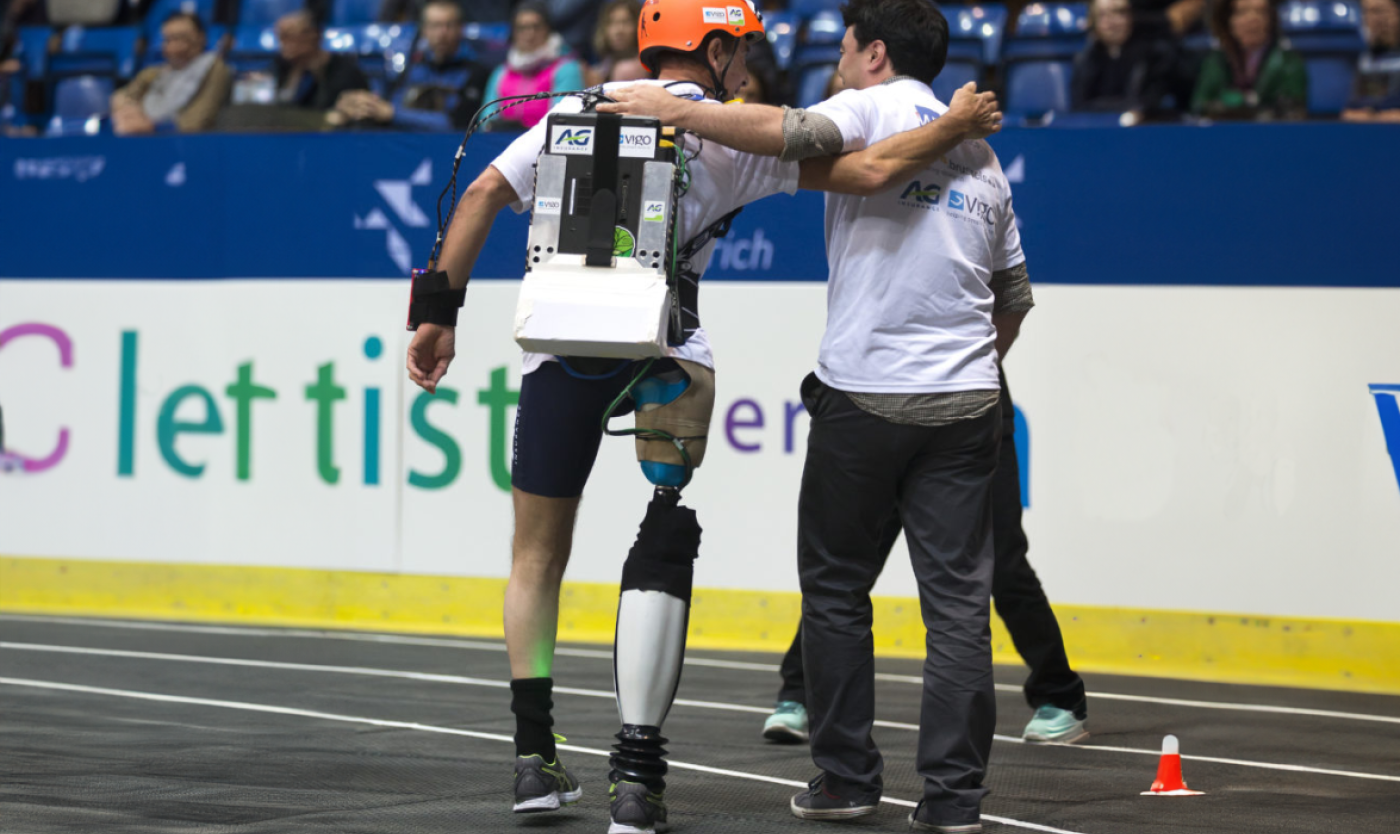 VUB team tijdens de 2016 editie van CYBATHLON 
