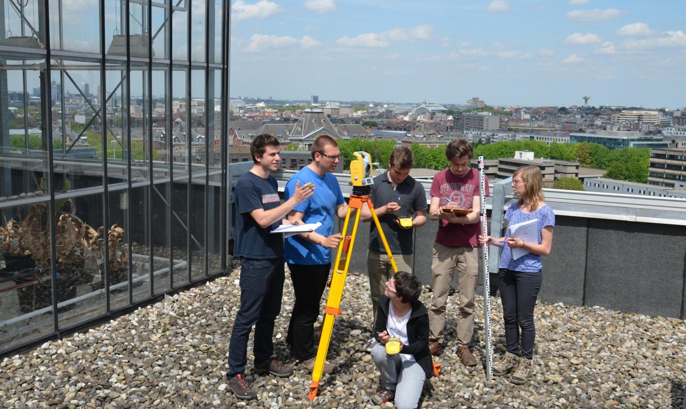 Studenten Geografie op campus Etterbeek 