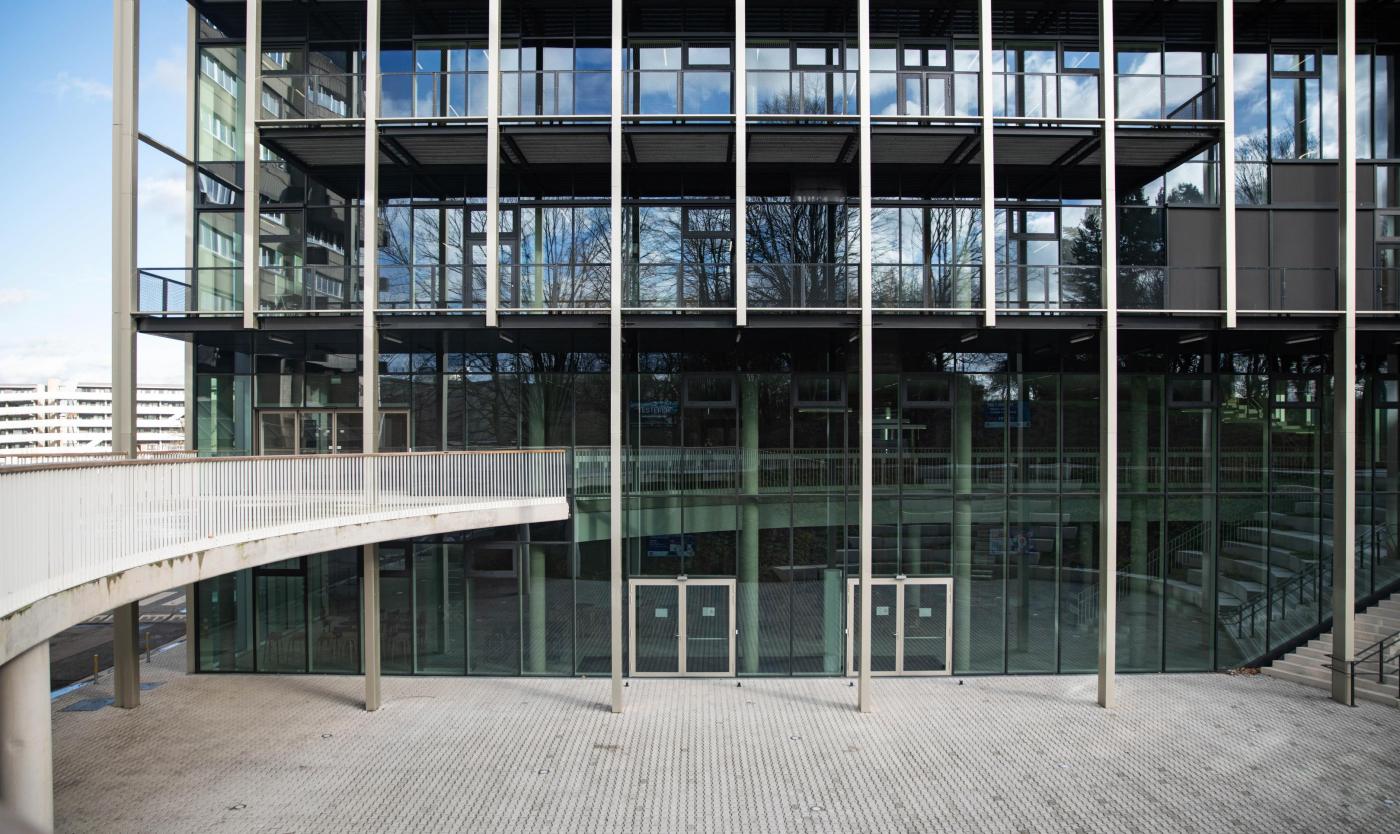 Buitengevel Learning and Innovation Center (LIC) op campus Etterbeek