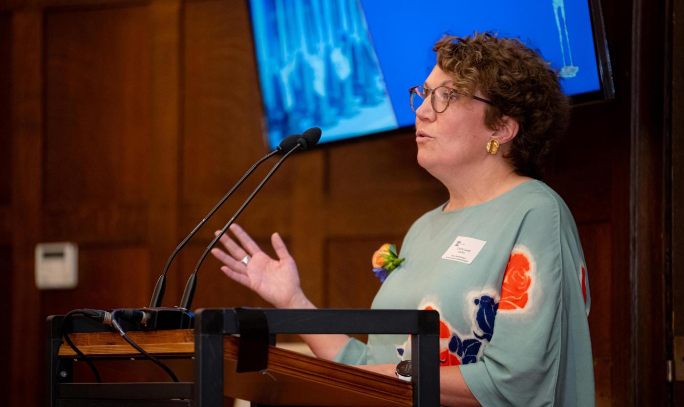 Carine Lucas, expert digitale transformatie bij Agoria, tijdens de fellowshipceremonie 2025