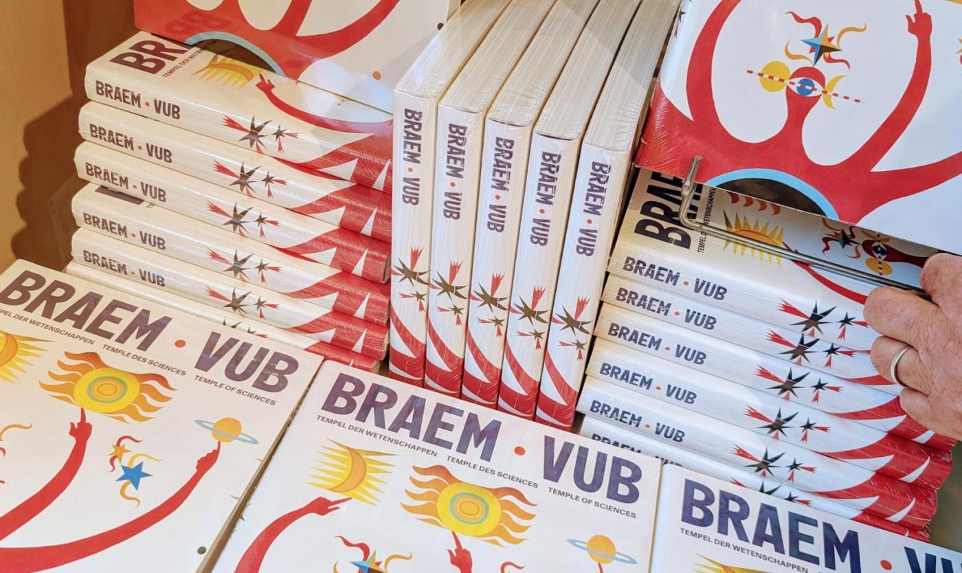 Boekenstapel "Braem VUB: Tempel der Wetenschappen" Boekenstapel "Braem VUB: Tempel der Wetenschappen"