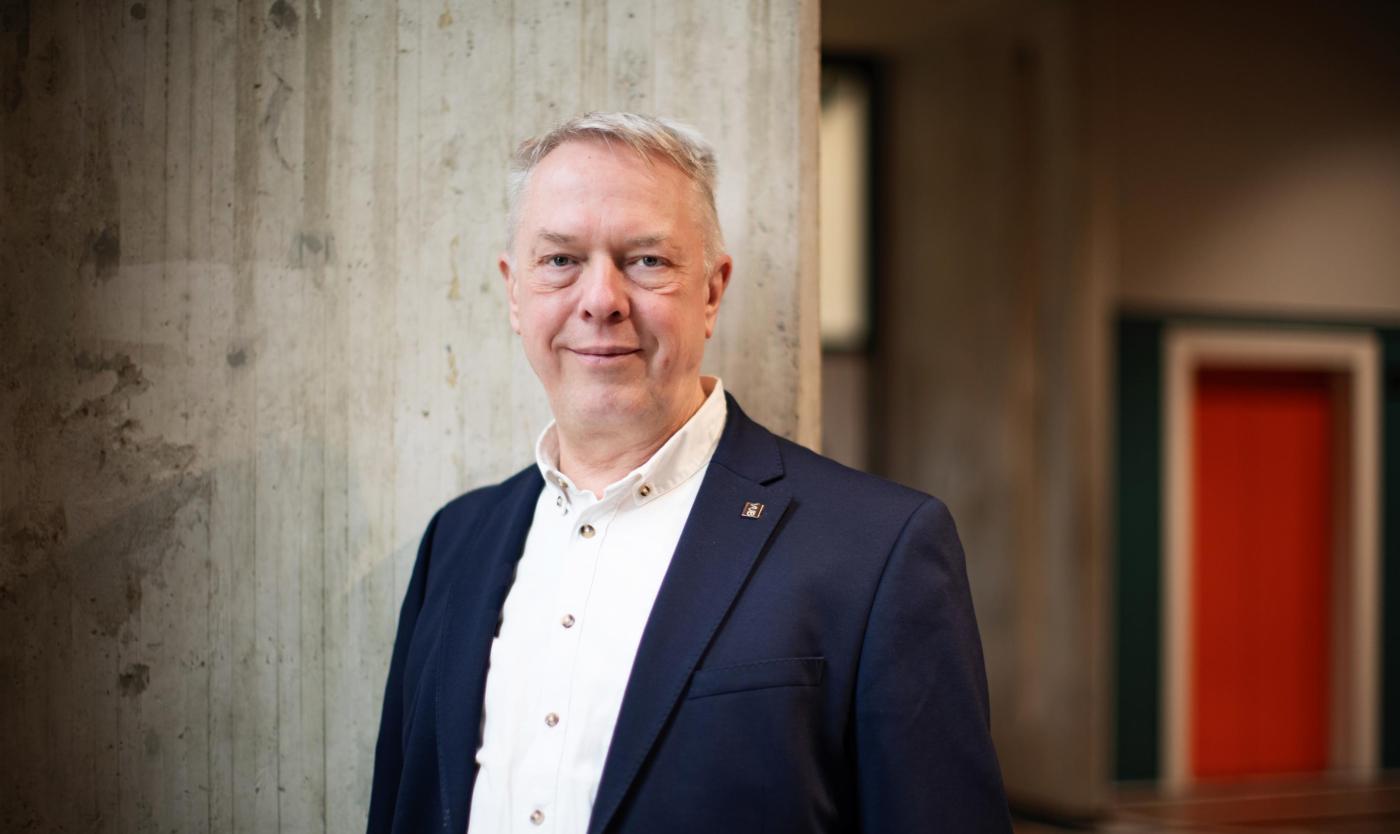 VUB-rector Jan Danckaert in het Braemgebouw