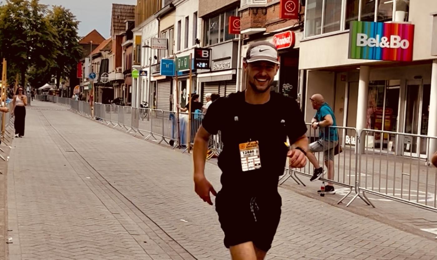 Filip loopt Dodentocht