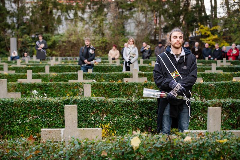Op de schietbaan werden de gedode verzetstrijders herdacht Op de schietbaan werden de gedode verzetstrijders herdacht