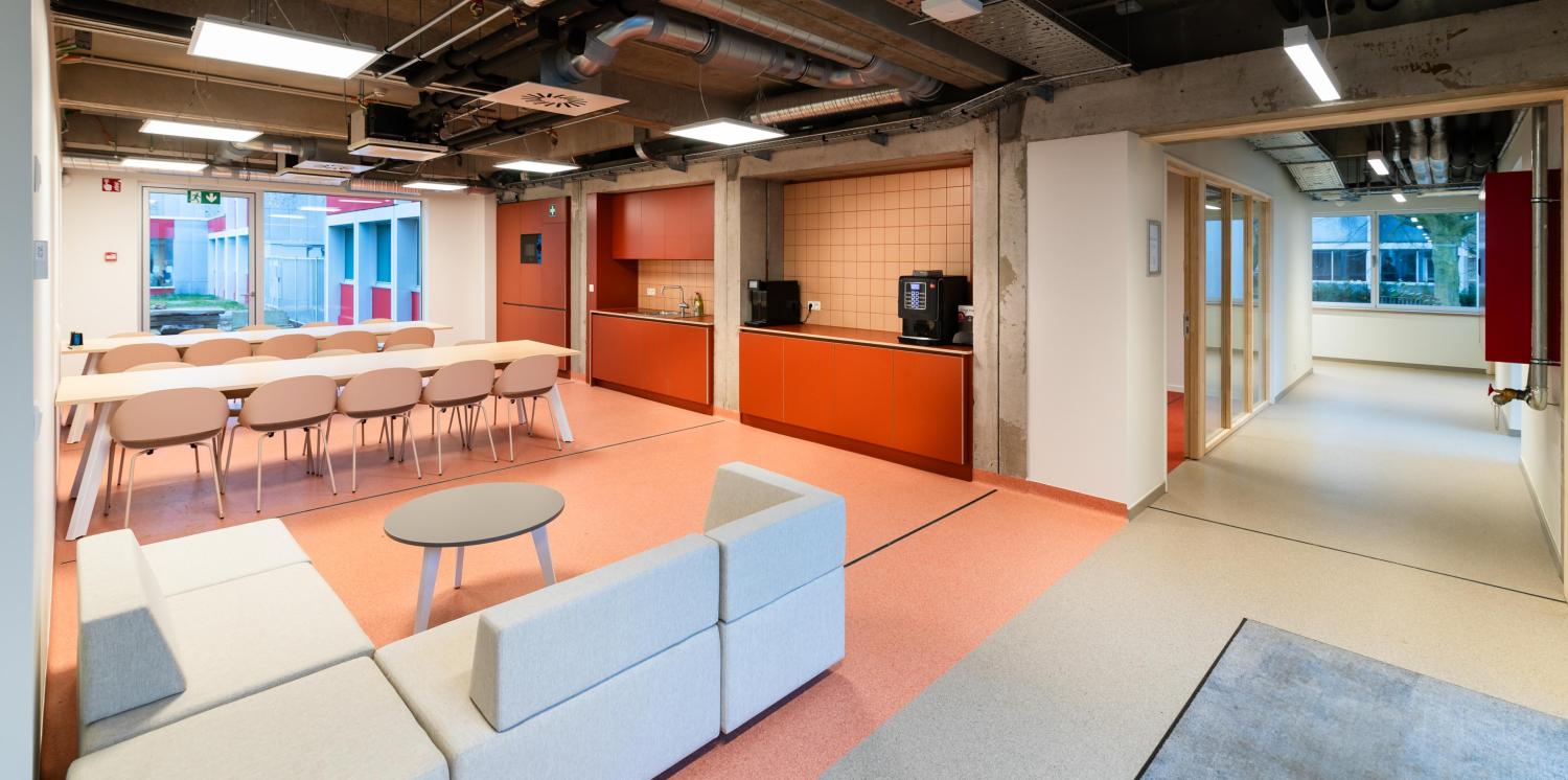 Bio incubator