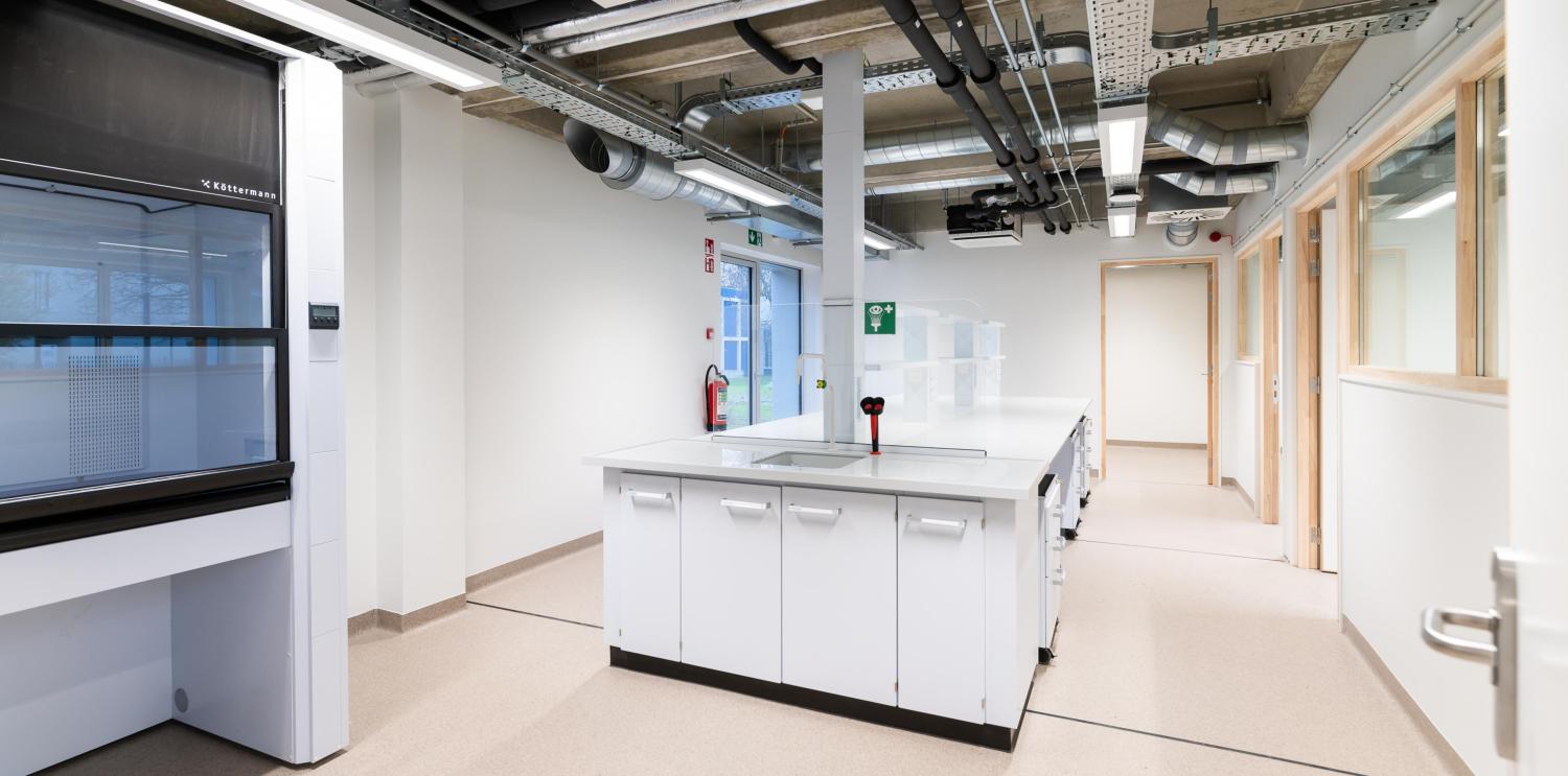 Bio incubator