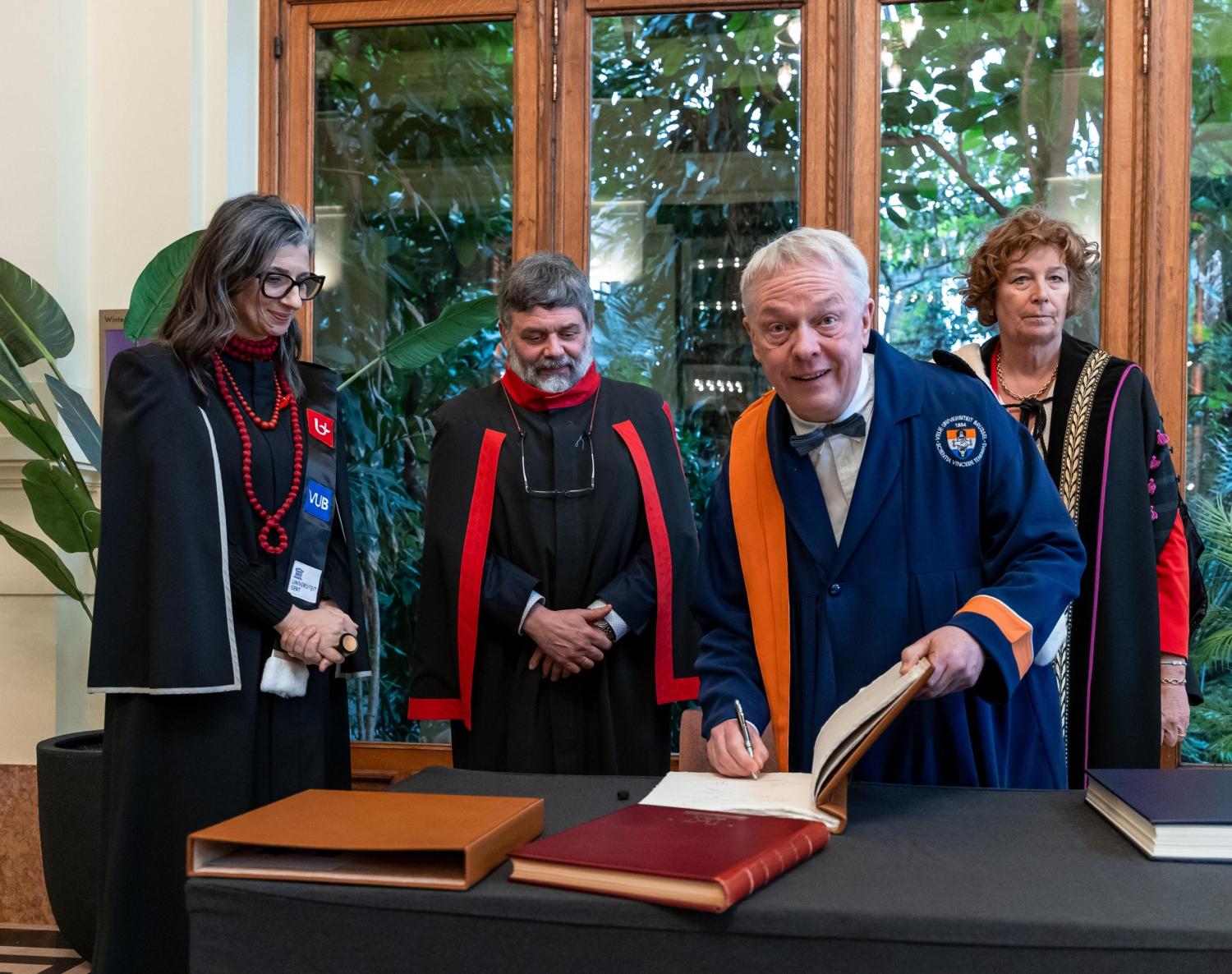 Albanese met Jan Danckaert