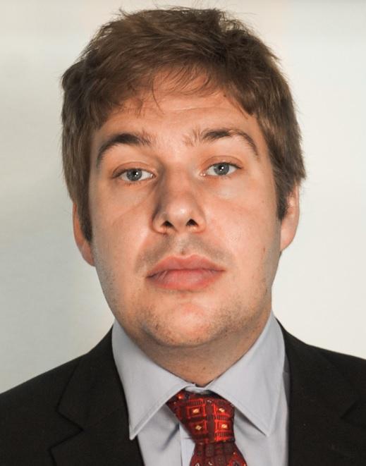 headshot cropped.jpg