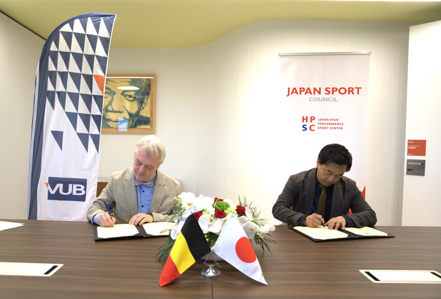 signing.jpg