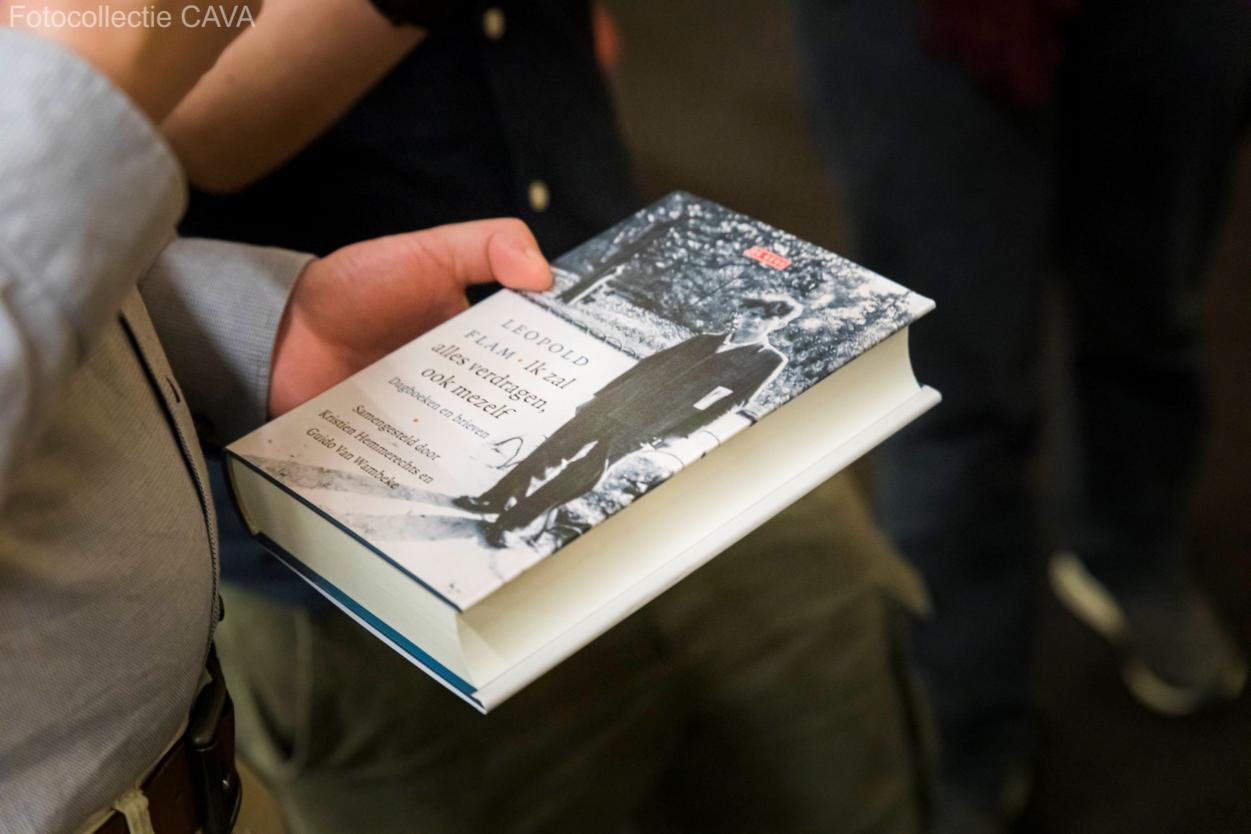 Boek over filosoof Flam