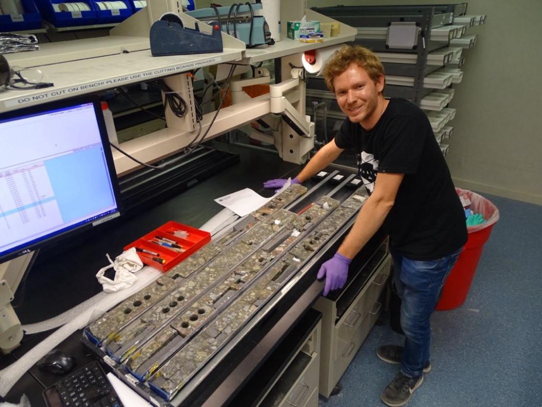 2024_Pim_Kaskes_International_Ocean_Dicovery_in_College_Station_Texas_VUB 2024_Pim_Kaskes_International_Ocean_Dicovery_in_College_Station_Texas_VUB