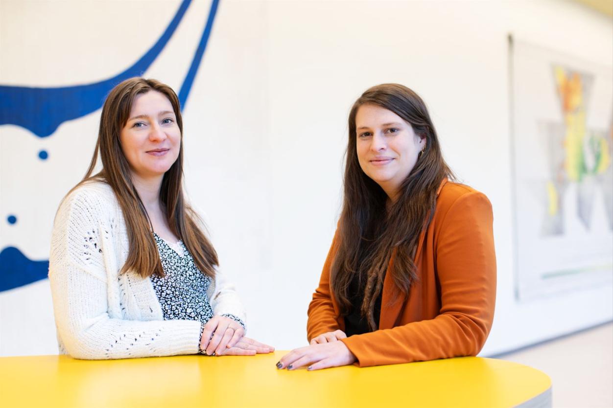 Medewerkers meldpunt in het Braemgebouw