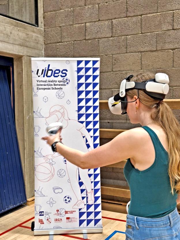 Student testing VR exergaming