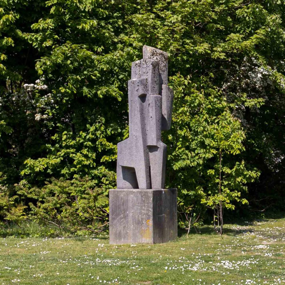 2022_Georges DOBBELS - Geen titel (1980)_Humanistisch Sculpturenpark_Etterbeek_VUB 2022_Georges DOBBELS - Geen titel (1980)_Humanistisch Sculpturenpark_Etterbeek_VUB