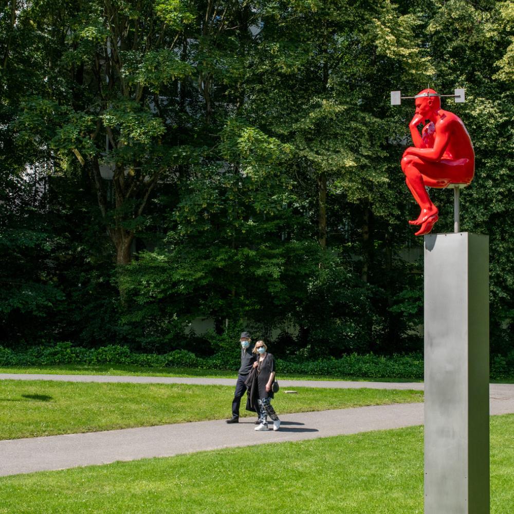 2022_Willy VANDENDORPE - Denker In Alle Staten (2006)_Humanistisch Sculpturenpark_Etterbeek_VUB