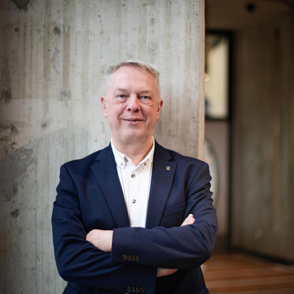 VUB-rector Jan Danckaert in het Braemgebouw
