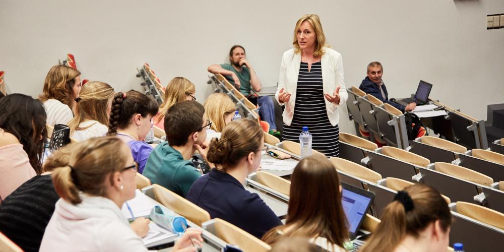 Lecture in auditorium Lecture in auditorium campus Jette