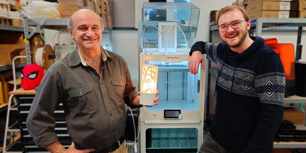 VUB-alumnus Wesly Jacobs (R) met Marc Goldchstein