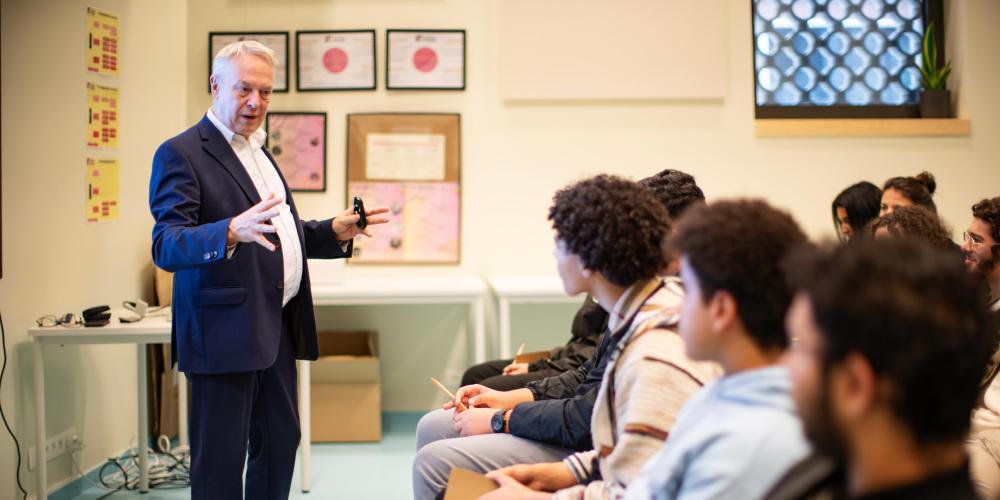 Jan Danckaert op de PACT School Tour