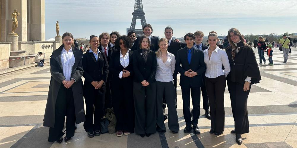 The VUBMUN team in Paris