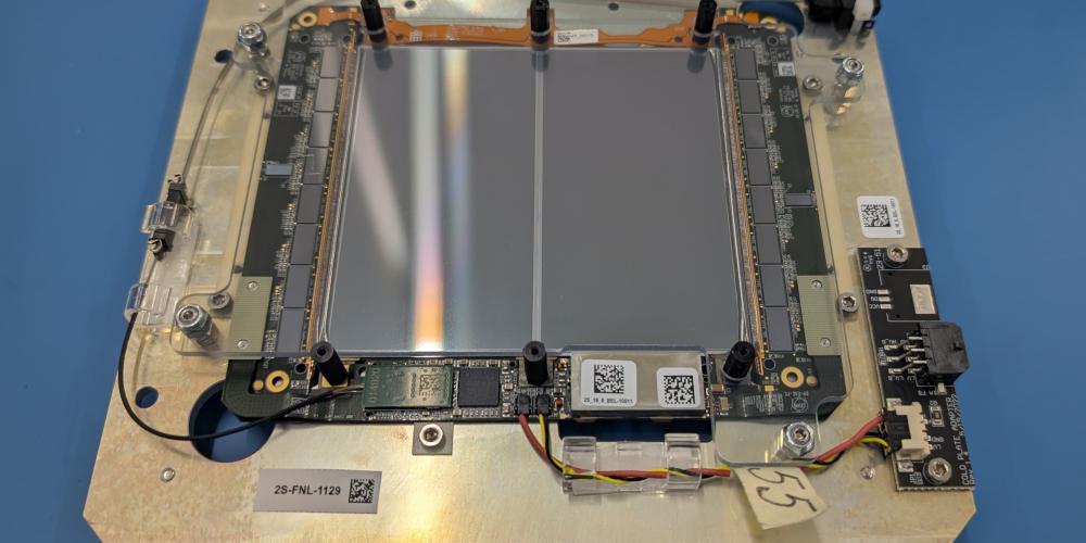 2025 afgewerkte sensormodule cern FWO_FNRS.jpg