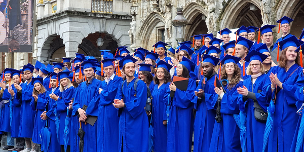 Graduations op de Grote Markt in Brussel